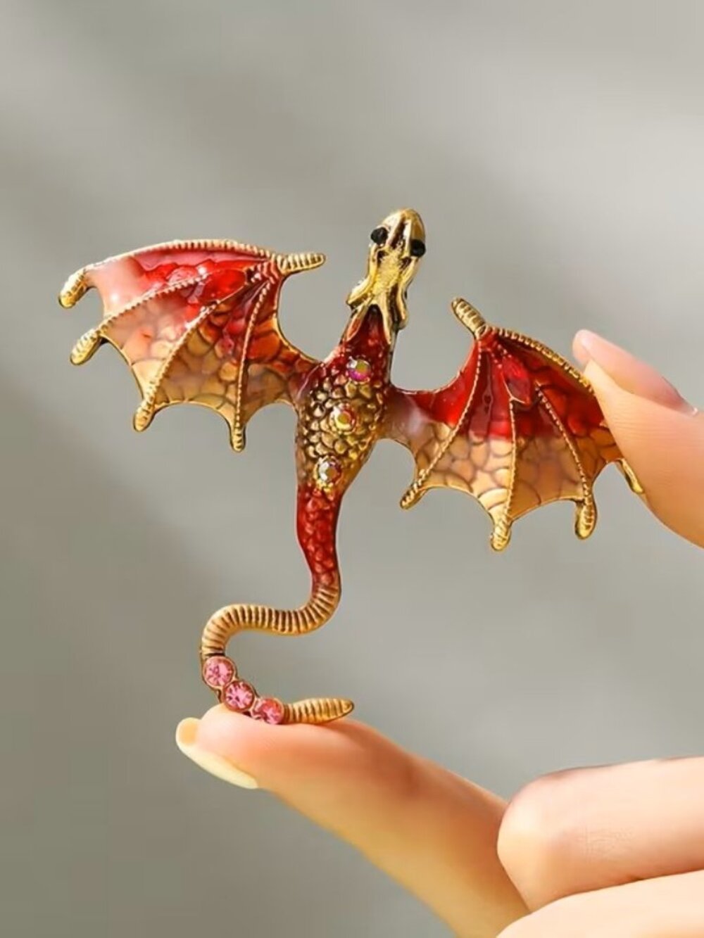Golden Red Dragon Brooch Z2
